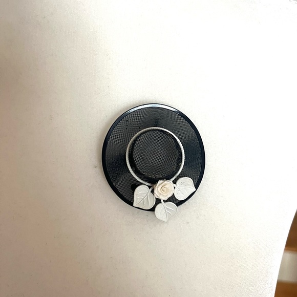 🔴 Vintage hat brooch black metal pin - Picture 4 of 4